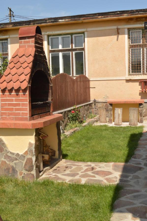Casa Vlasea Albesti Sighisoara Bed and Breakfast Exteriör bild
